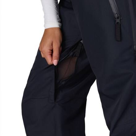 686 Regalia Bib Pants - Women's 5