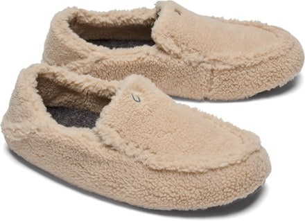 OluKai Nohea Heu Slippers - Women's 2