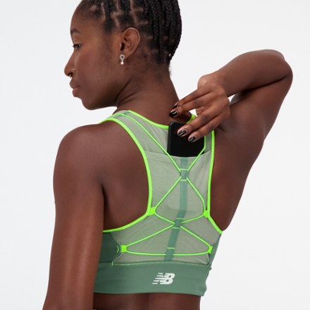 New Balance Impact Run All Terrain Bra 7