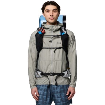 Mountain Hardwear Alakazam 60 Pack 4