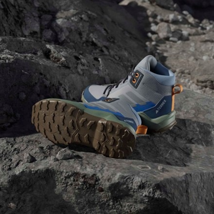 Location Image for Terrex AX4R Mid Hiking Shoes - Kids'