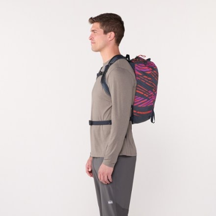 REI Co-op Flash 18 Print Pack 2
