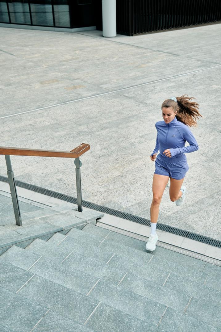 Location Image for Dash Half-Zip 3.0 Top - Women's