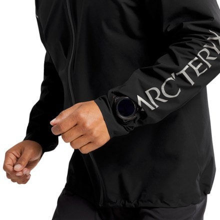Arc'teryx Norvan Jacket - Men's 6