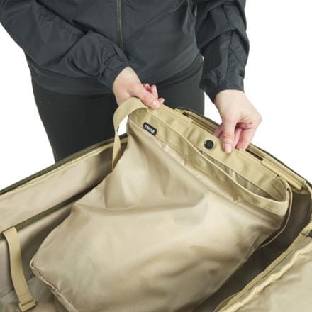Thule EnRoute 2-Wheeled Carry-on 8