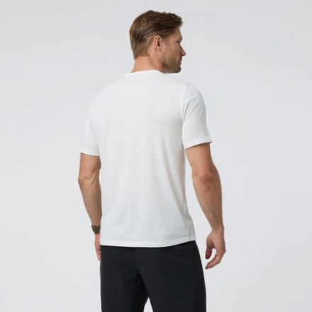 Vuori Current Tech T-Shirt - Men's 2
