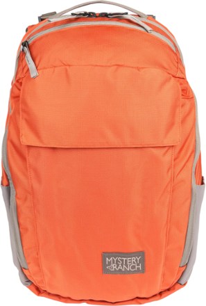 MYSTERY RANCH District 18 Pack 2