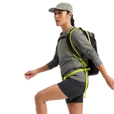 Arc'teryx Mantis 16 Pack 5