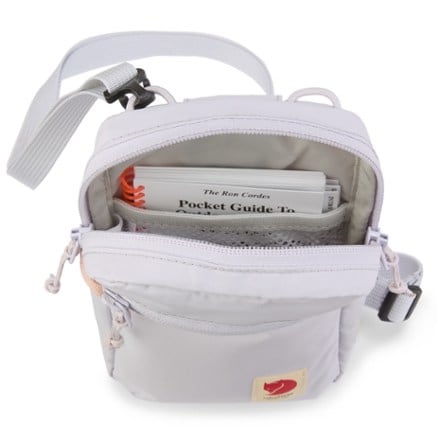 Fjallraven High Coast Pocket Sling Bag 7