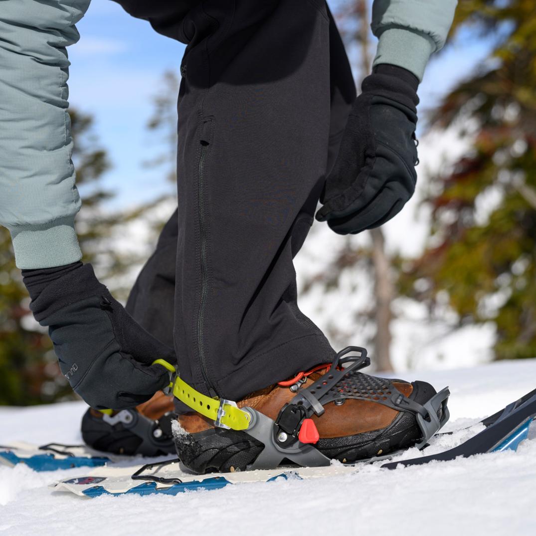 Location Image for Revo Explore Snowshoes - Women's