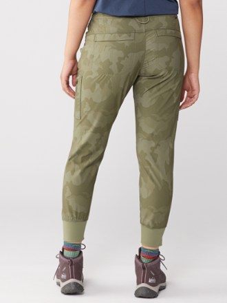 prana halle jogger ii