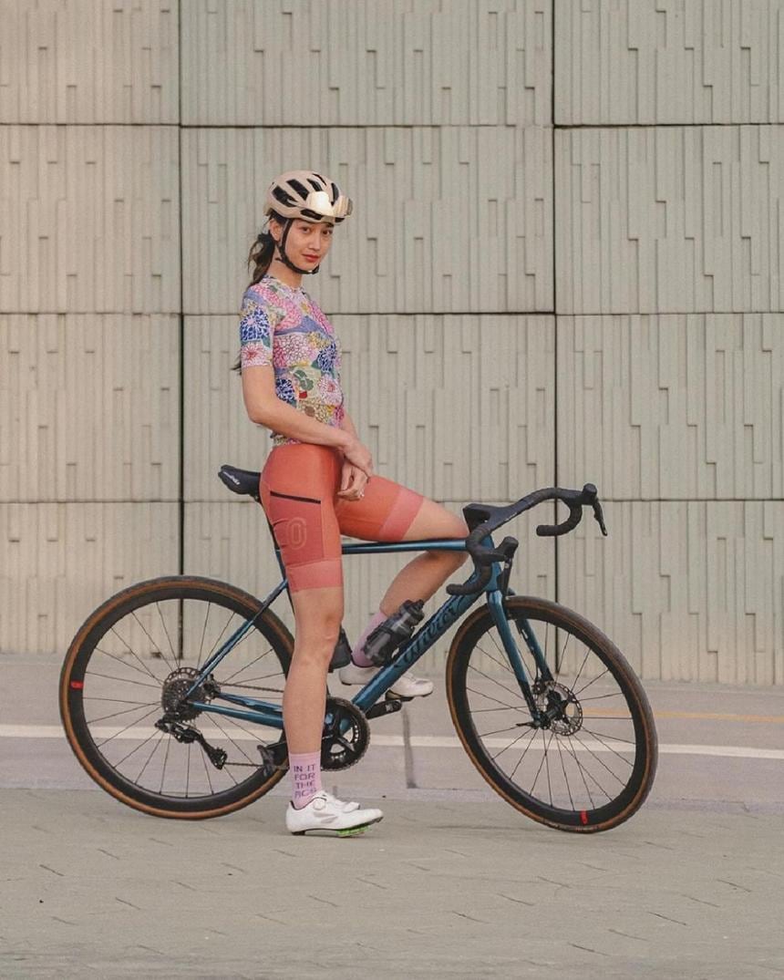 Location Image for Road Cycling Jersey - Women's