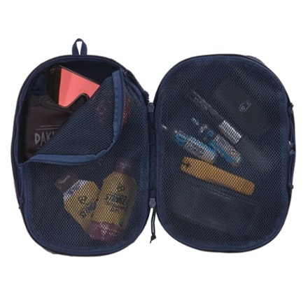 rei patagonia black hole cube