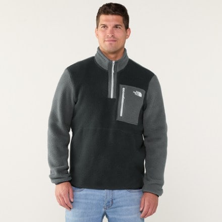 The North Face Yumiori Quarter-Zip Pullover - Men's 1