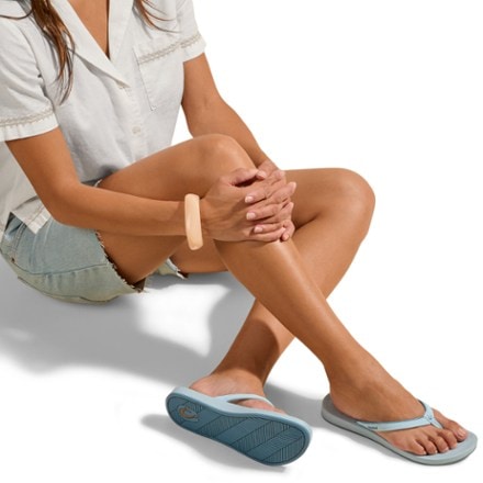 OluKai Uiki Flip-Flops - Women's 5