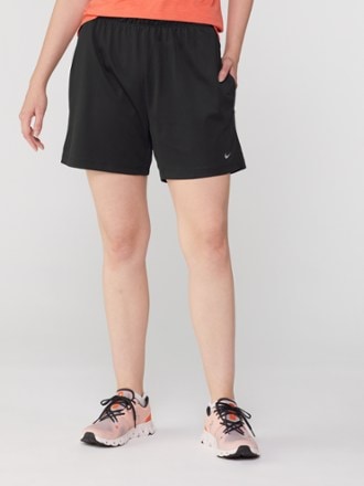Nike Attack Mid-Rise 5" Shorts - Women's 1