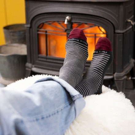 Darn Tough Microstripe Crew Lightweight Lifestyle Socks - Men's 3