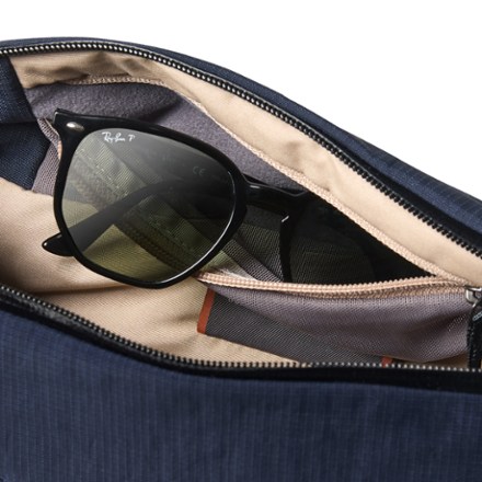 Bellroy Venture Sling 6 L 7