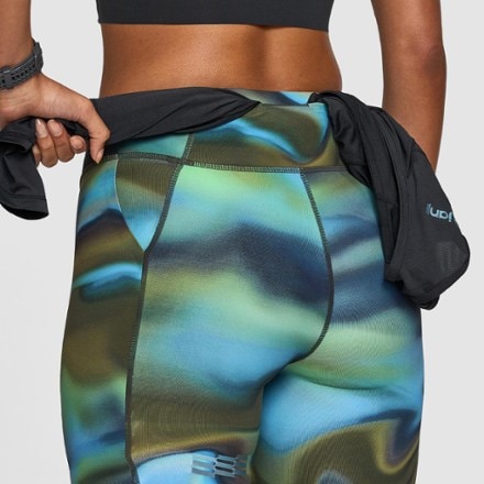 Janji Pace 7" Shorts - Women's 4