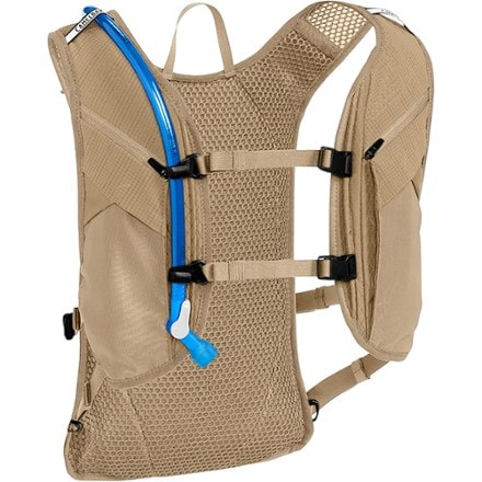 CamelBak Chase Adventure 8 Hydration Vest 1