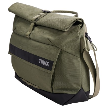Thule Paramount 14 L Crossbody Bag 2