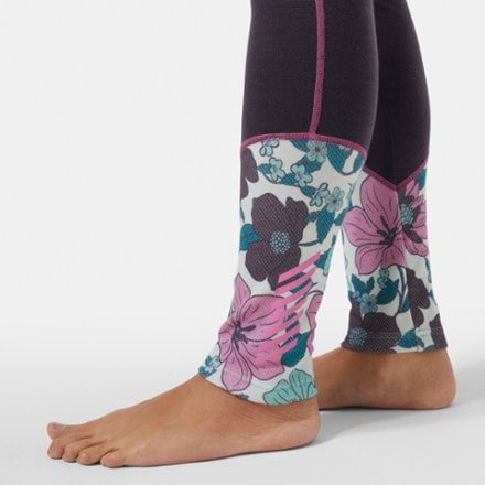 Helly Hansen LIFA Merino Midweight Graphic Base Layer Pants - Women's 5