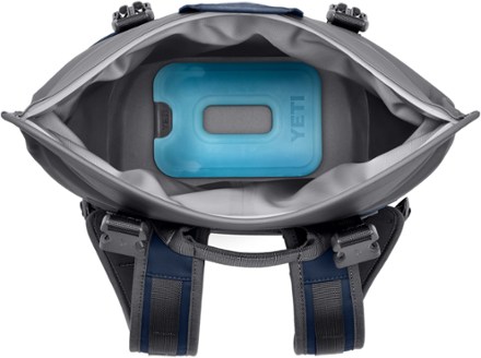 YETI Hopper M12 Backpack Soft Cooler 7