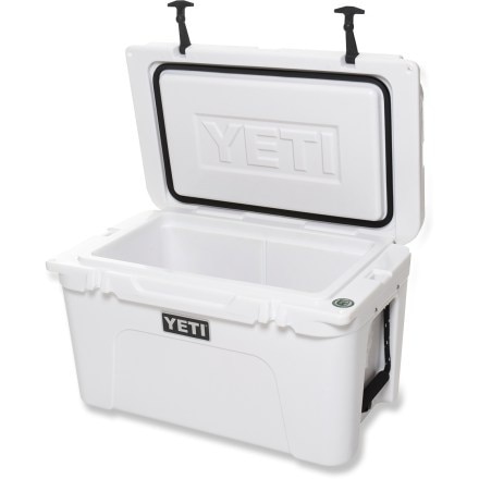 YETI Tundra 45 Cooler Alternate View (White)