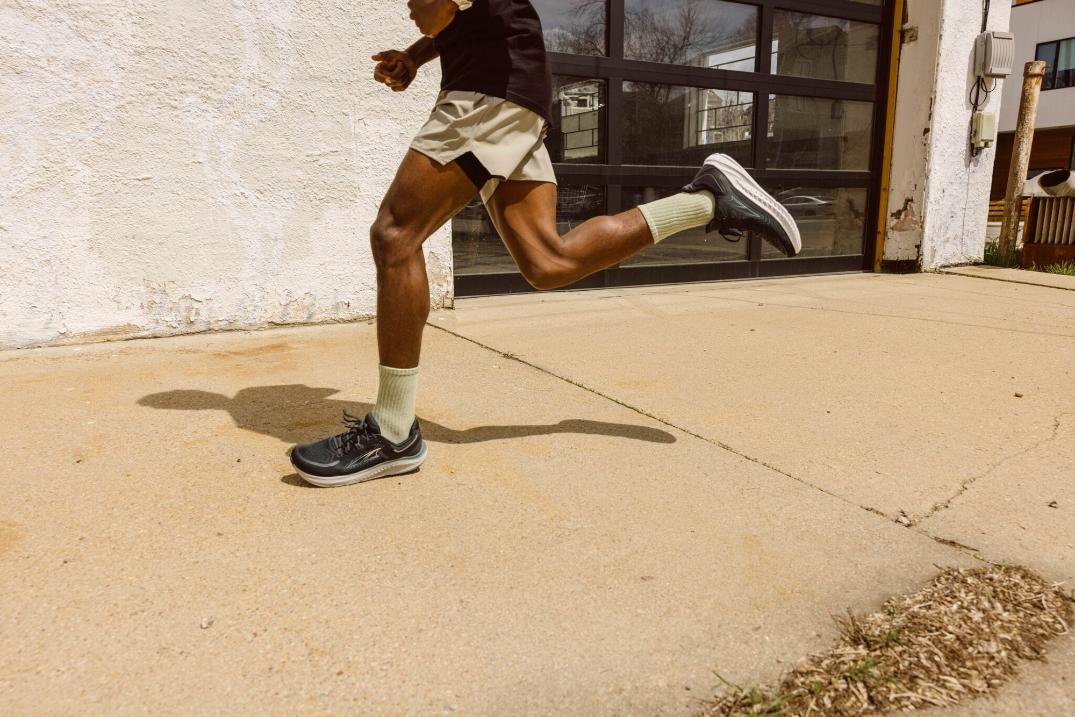 Location Image for Paradigm 7 Road-Running Shoes - Women's