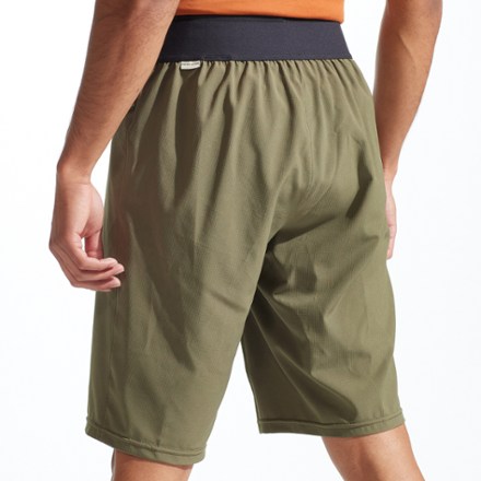 PEARL iZUMi Canyon Bike Shorts with Liner - Men's 6