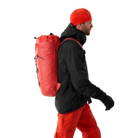Arc'teryx Alpha FL 30 Pack 5