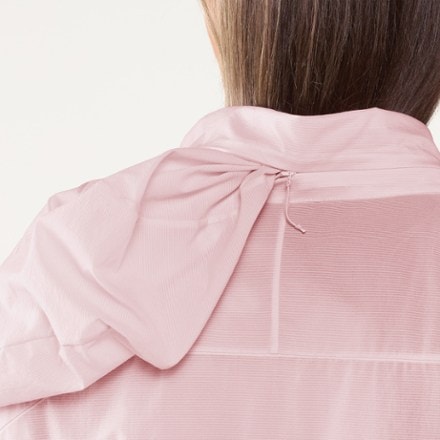 Arc'teryx Naya Cropped Stowhood Jacket - Women's 6