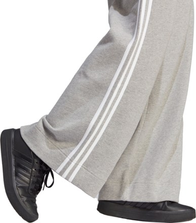 adidas 3 Stripe Wide Leg Pants - Women's 4