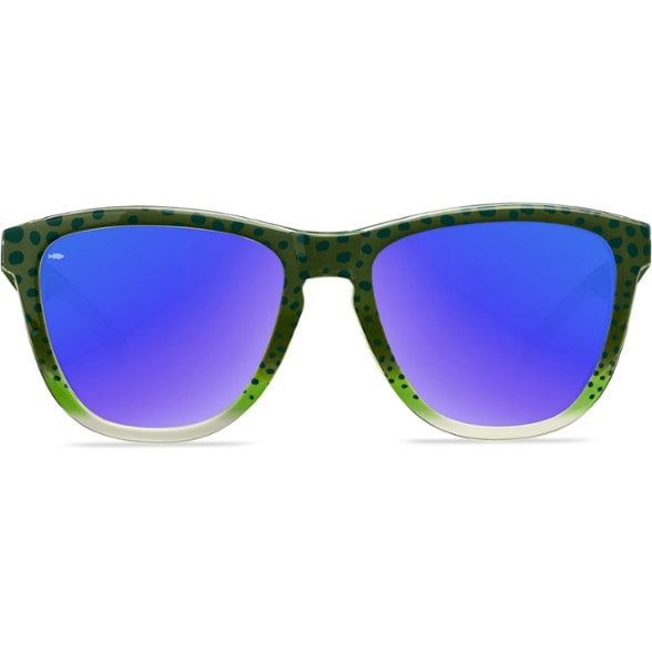 Detail Image of color Largemouth Bass