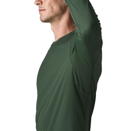 Patagonia Capilene Lightweight Crew Base Layer Top - Men's 5