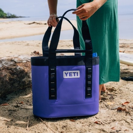 YETI Camino 35 Carryall 8