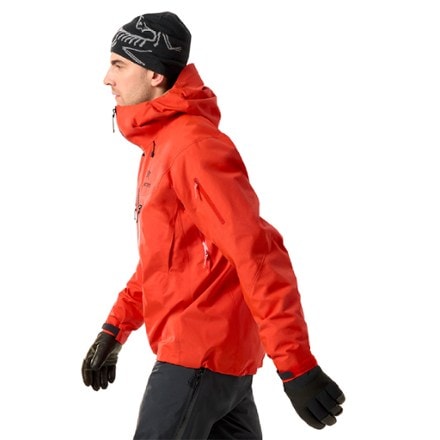 Arc'teryx Alpha SV Jacket - Men's 6