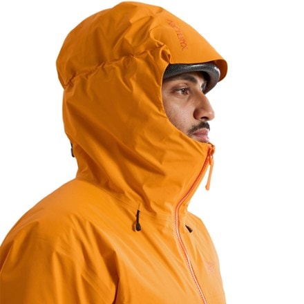 Arc'teryx Beta Insulated Jacket - Men's 7