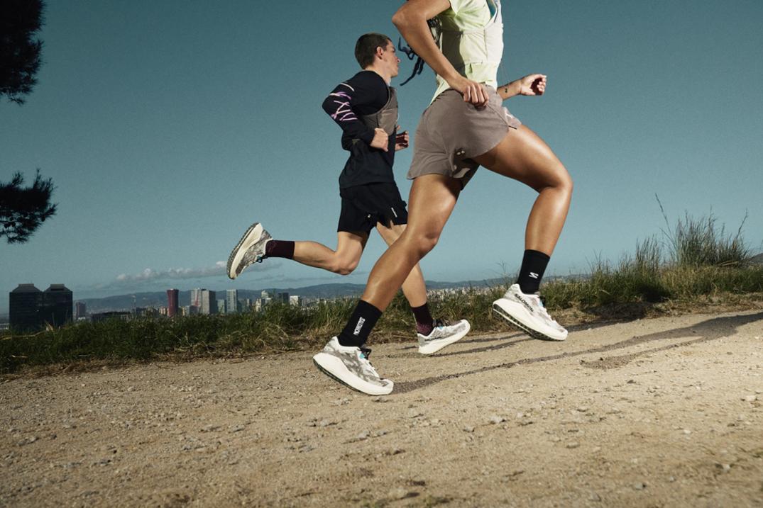 Location Image for Aero Glide 4 GRVL Trail-Running Shoes - Men's