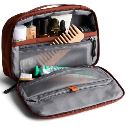 Bellroy Hanging Toiletry Kit 1