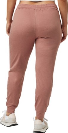 Vuori Performance Joggers - Women's 1