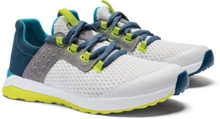 OluKai Wailuku Shoes - Women's 2