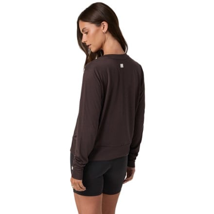 Vuori Daydream Crew Top - Women's 1