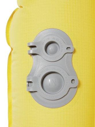 Big Agnes Divide Insulated Sleeping Pad Air valve (Yellow)