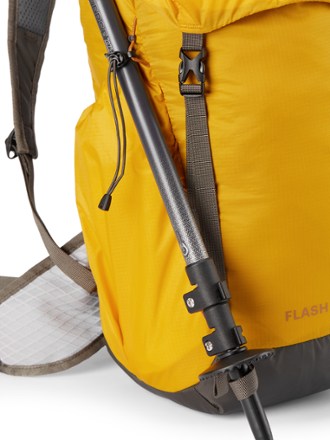 REI Co-op Flash 22 Pack 8