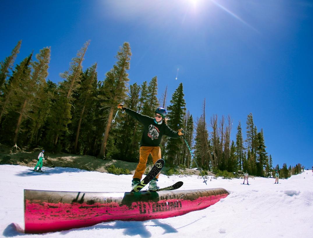 Location Image for Lil' Honey Yum Yum Baby Cakes Nasty Snack All Mountain Skis - Women's - 2024/2025