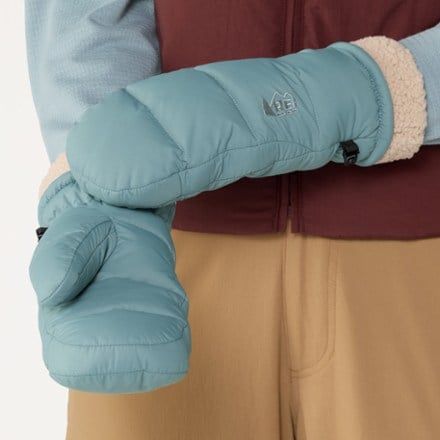 REI Co-op Campwell Down Mittens 1