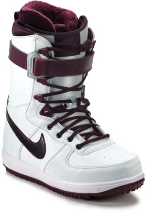 nike air force one snowboard boots