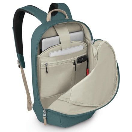 Osprey Arcane Large Daypack 3