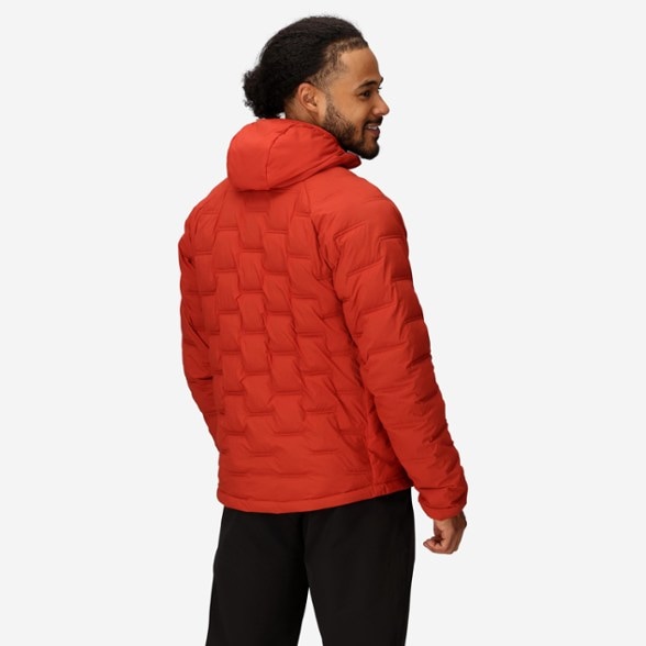 On Body Image of color Sumac